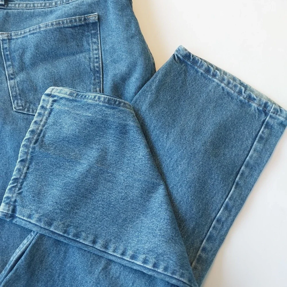 Wrangler Men's size 40x32 Med Wash Blue Denim Jeans Regular Fit‎